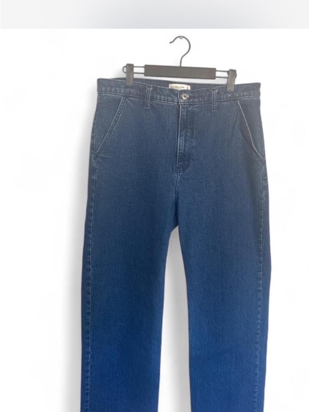 Abercrombie  & Fitch “The 90’s Relaxed Dark Blue Jeans -“Straight Fit